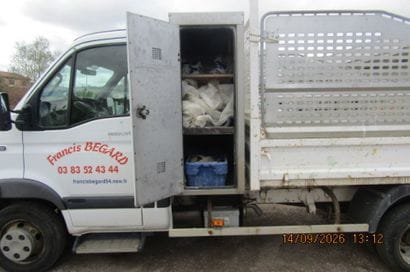 RENAULT MASCOTT 150DXI TIPPER AND PICKUP...