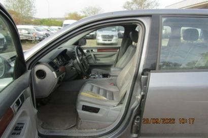 VP VOLKSWAGEN TOUAREG 3.2 V6 220CH TIPTRONIC...