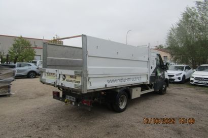 IVECO DAILY TIPPER AND BOX TRUCK 35C16H3.0...