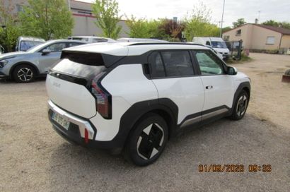 KIA EV3 81.4 kWh 204 CH EARTH BUSINESS 
Body...