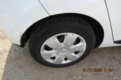 RENAULT CLIO COMMERCIAL MODEL 
Body style:...