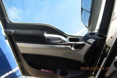 TRR MAN TGX 18.5 4X2 BLS 
Body: PR SREM
Serial...