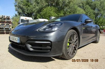 VP PORSCHE PANAMERA 4 E-HYBRID PLATINUM EDITION...