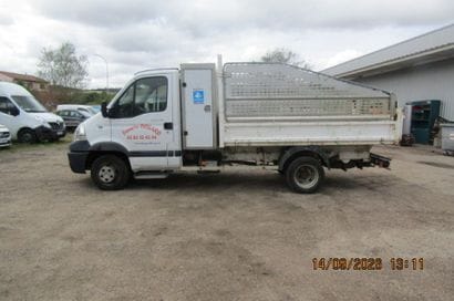 RENAULT MASCOTT 150DXI TIPPER AND PICKUP...