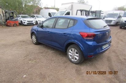 DACIA SANDERO TCE 90 - 22B COMFORT 
Body...