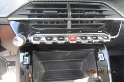 VASP PEUGEOT 208 BUSINESS HYBRID 1.2 100CH...