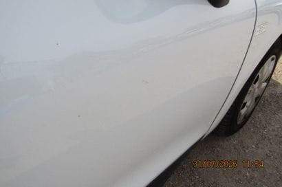 RENAULT CLIO COMMERCIAL MODEL 
Body style:...