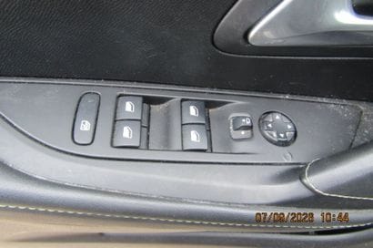 Used Peugeot 208 PureTech 100 S&S 6-Speed...